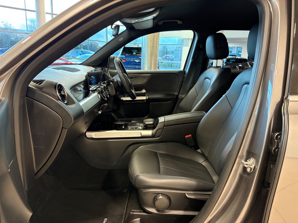 2022 Mercedes-Benz GLB Class