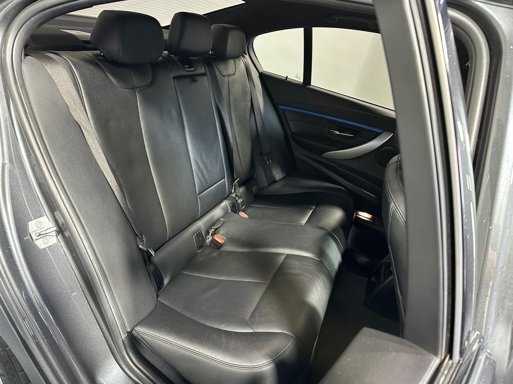 2018 BMW 3 Series