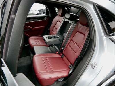 2024 Porsche Cayenne
