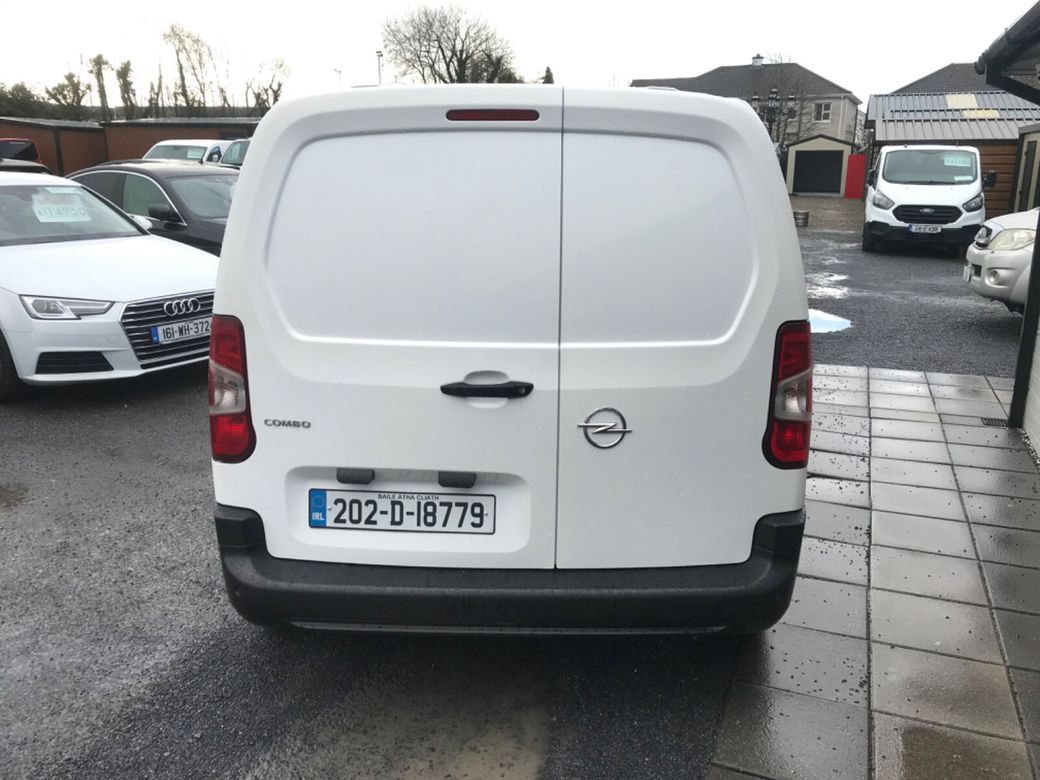 2020 Opel Combo