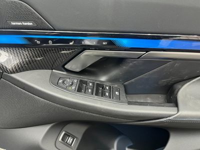 2024 BMW i5