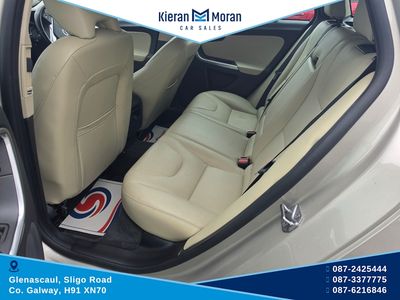 2017 Volvo V60