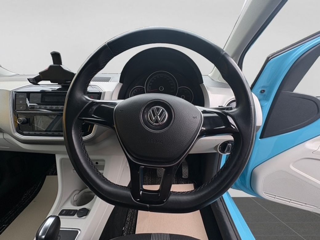 2019 Volkswagen up!