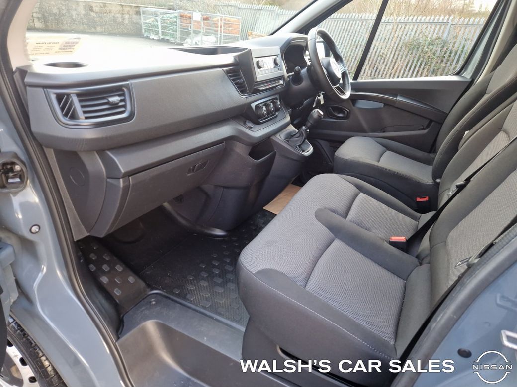 2023 Nissan Primastar