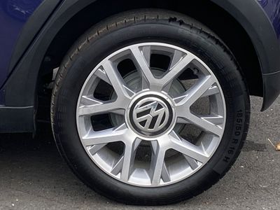 2016 Volkswagen up!