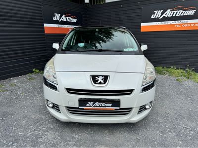 2013 Peugeot 5008