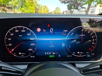 2025 Mercedes-Benz GLC Class