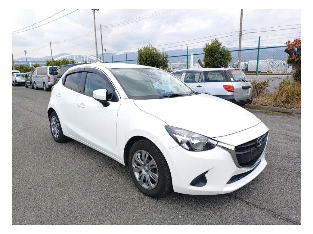 2018 Mazda Demio