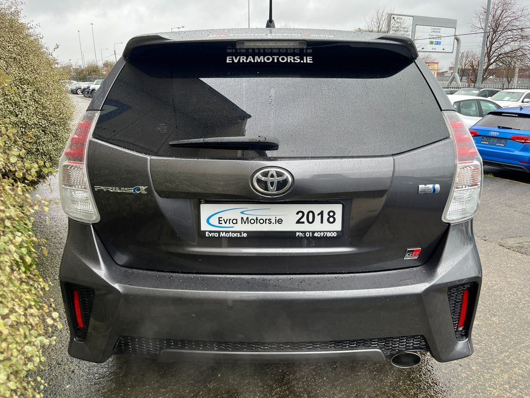2018 Toyota Prius Alpha