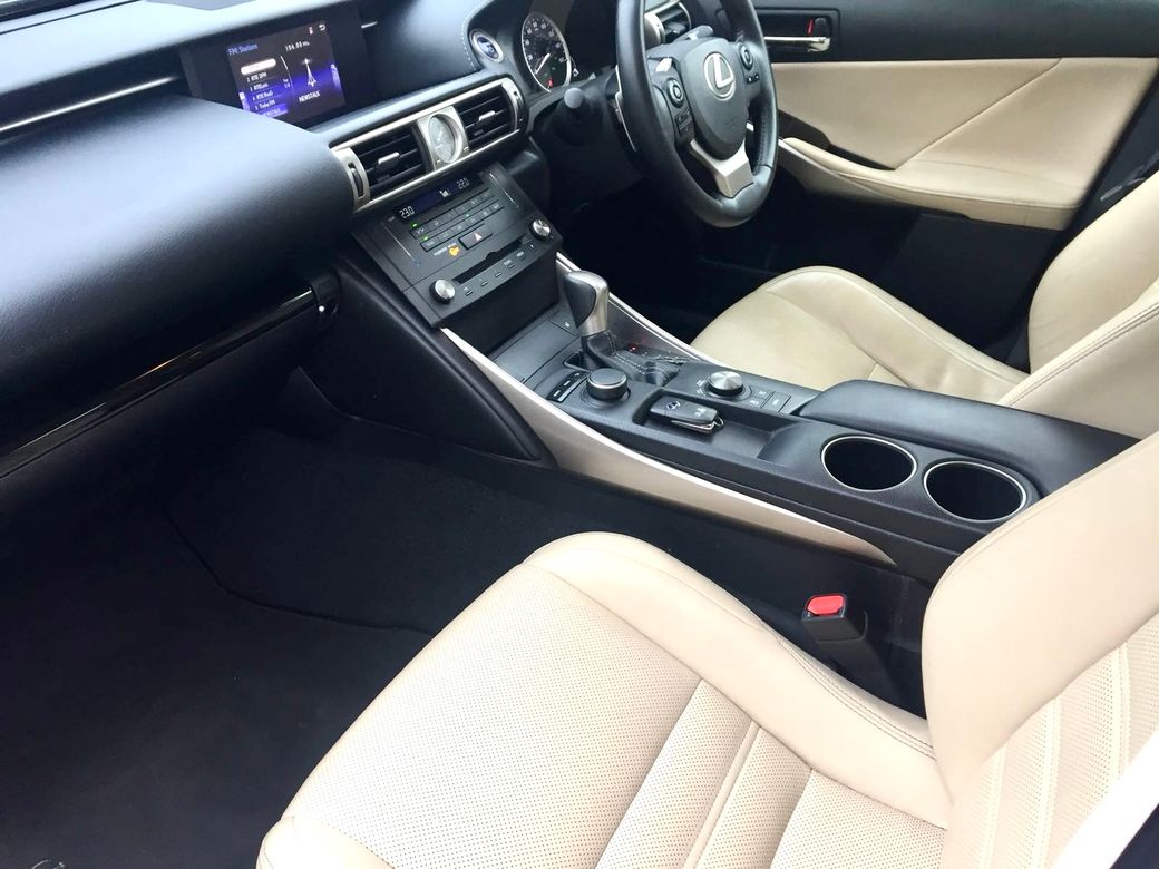 2015 Lexus IS
