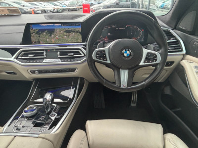 2021 BMW X7