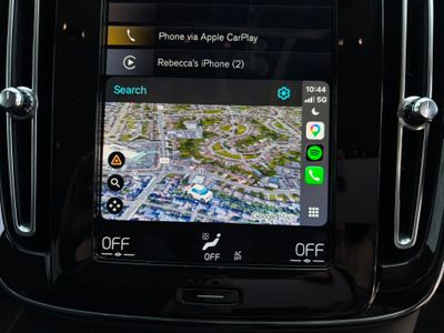 2022 Volvo XC40