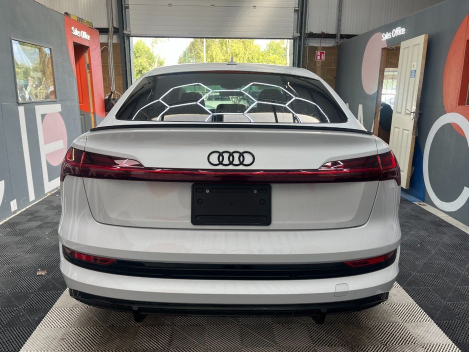 2022 Audi e-tron
