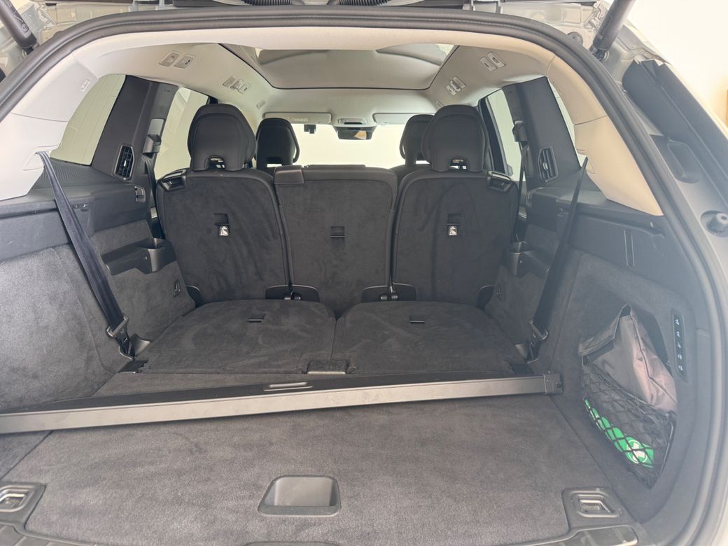 2025 Volvo EX90