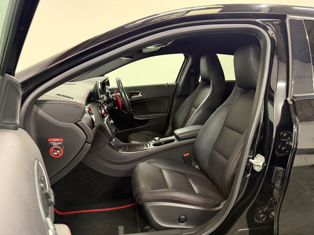 2014 Mercedes-Benz 180