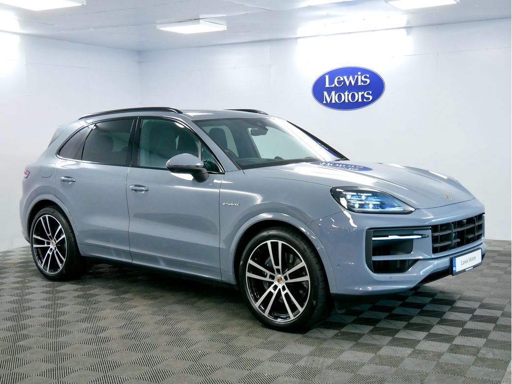 2025 Porsche Cayenne