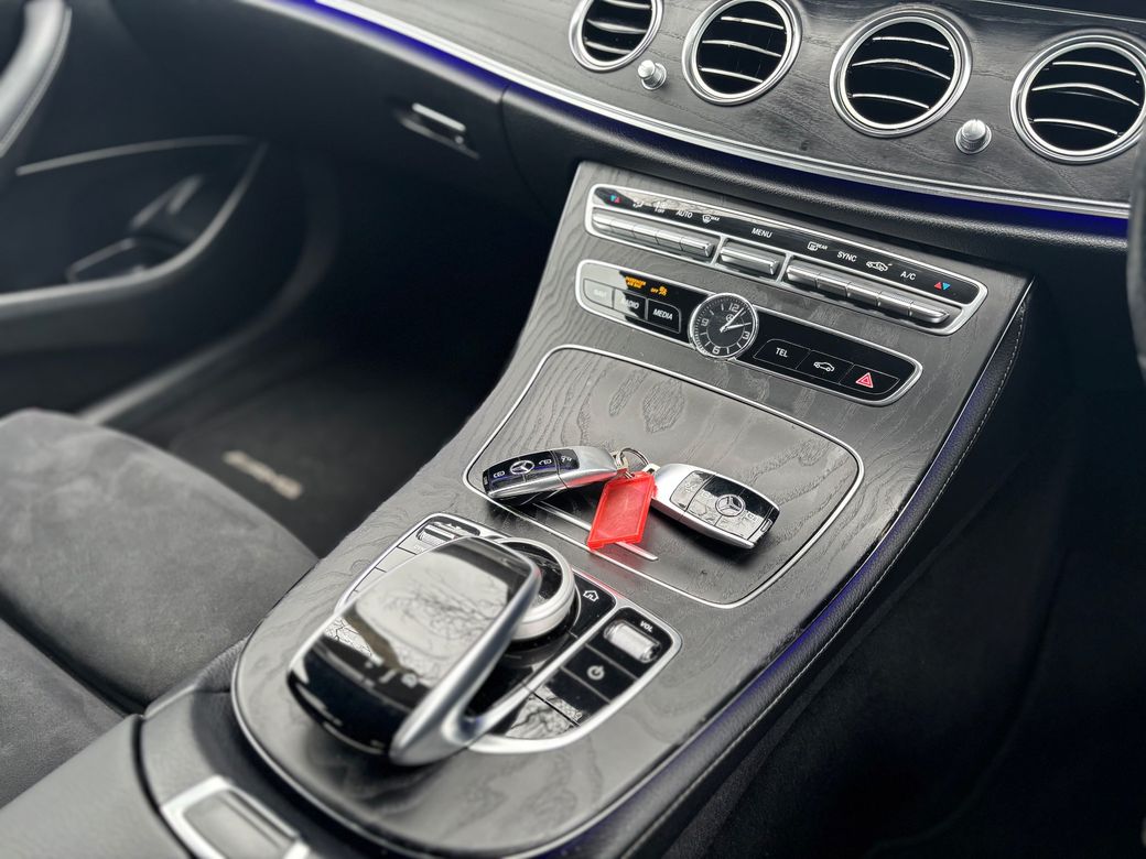 2019 Mercedes-Benz E 220