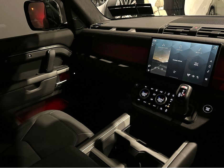 2025 Land Rover Defender