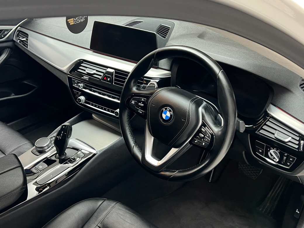 2019 BMW 5 Series