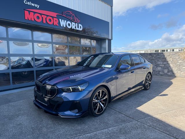 vehicle for sale from Motor World