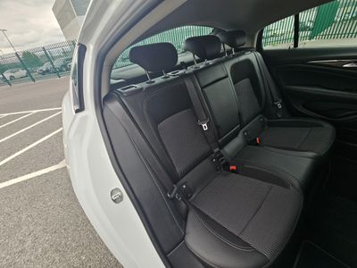 2020 Opel Insignia
