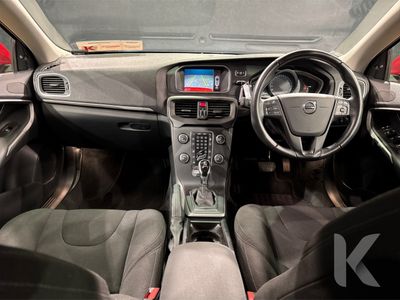 2018 Volvo V40