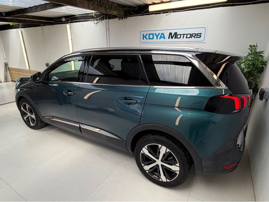 2020 Peugeot 5008
