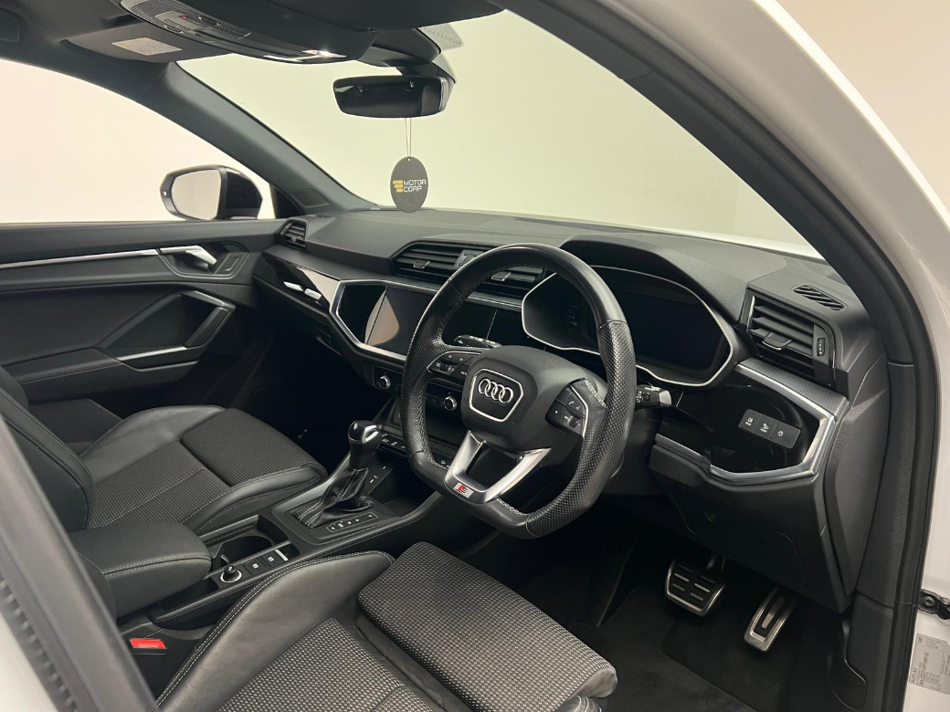 2023 Audi Q3
