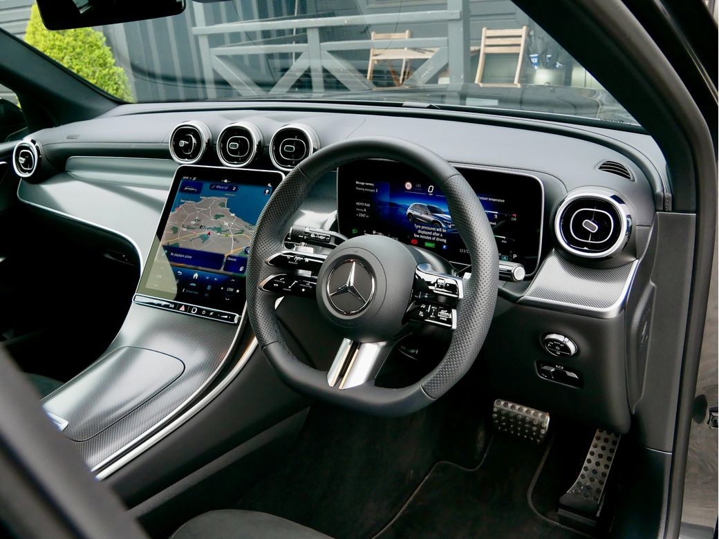 2025 Mercedes-Benz GLC Class