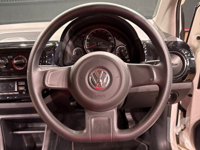 2016 Volkswagen up!