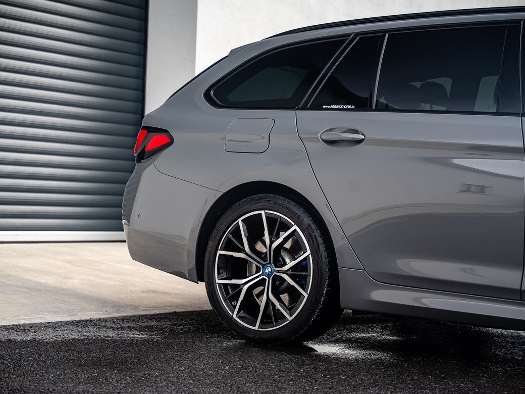 2022 BMW 5 Series