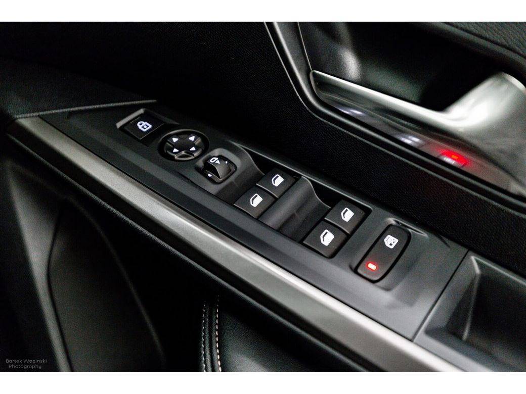 2025 Peugeot 5008