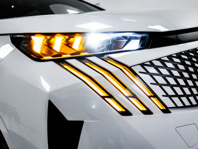 2025 Peugeot 5008