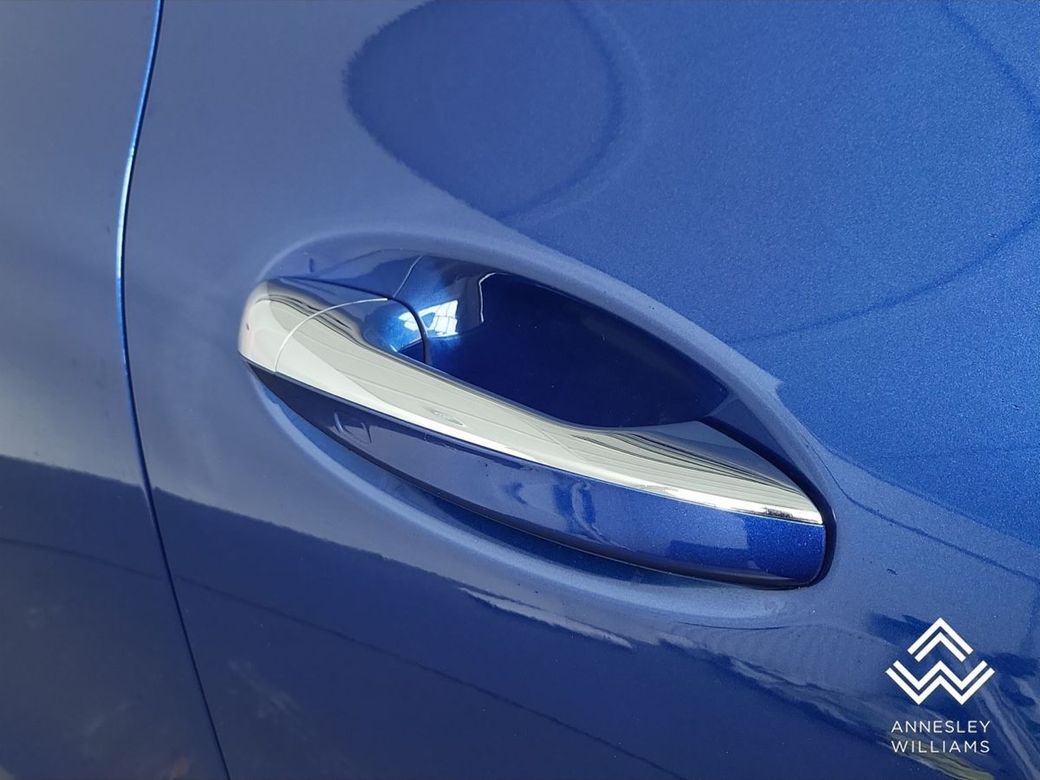 2025 Mercedes-Benz CLA Class