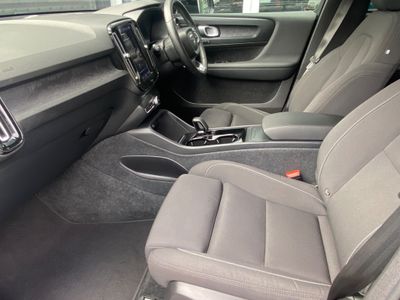 2023 Volvo C40