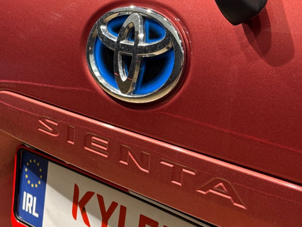 2016 Toyota Sienta
