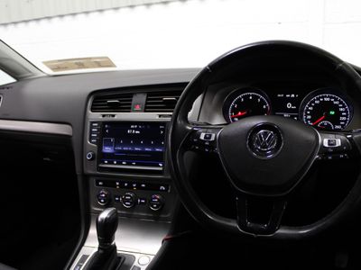 2017 Volkswagen Golf