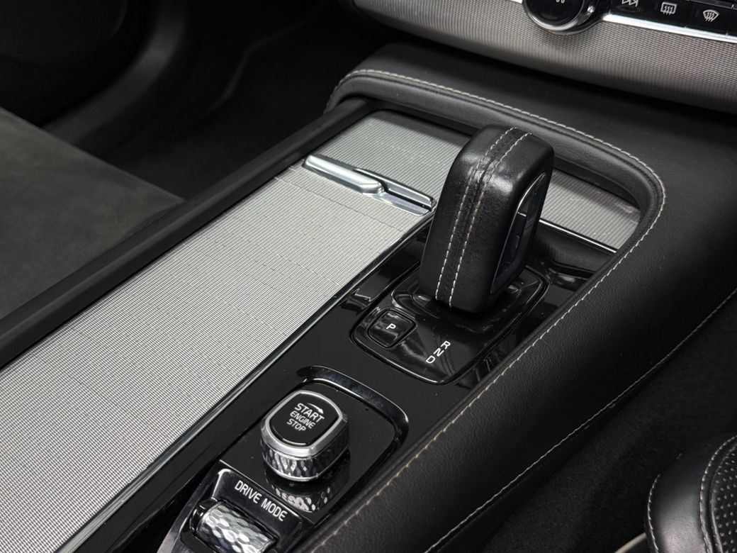 2021 Volvo XC90