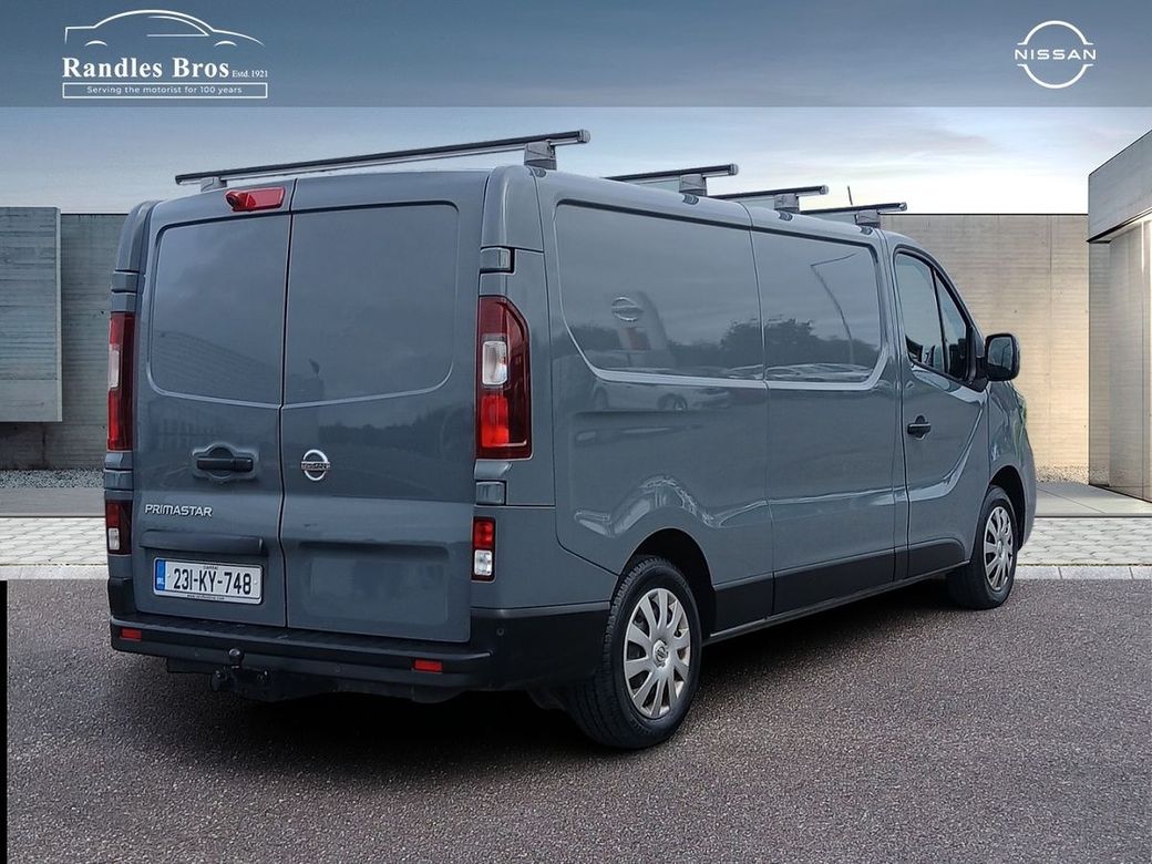 2023 Nissan Primastar