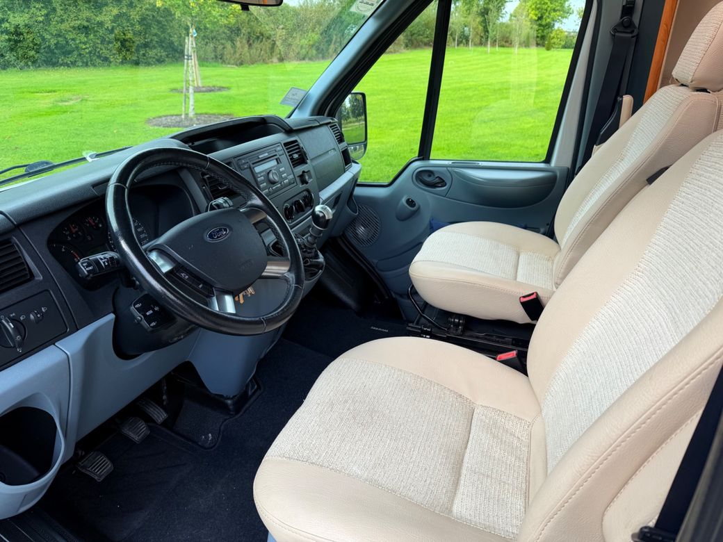 2012 CHALLENGER GENESIS 58 L.H.D LOW PROFILE MANUAL