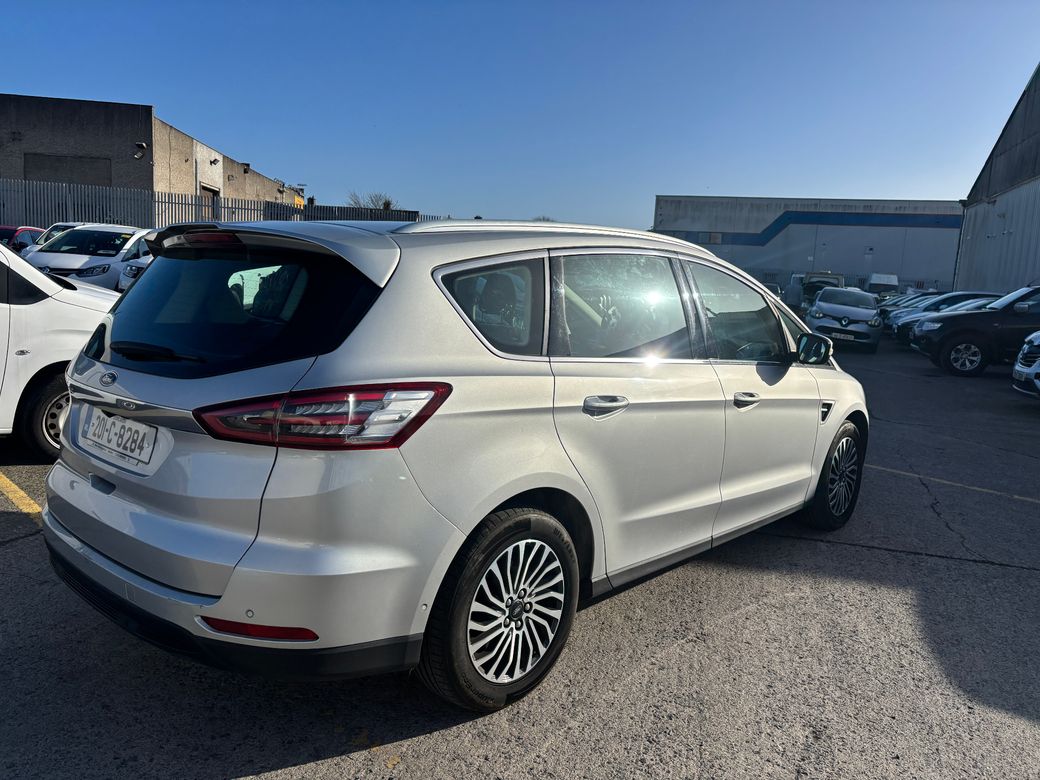 2020 Ford S-Max