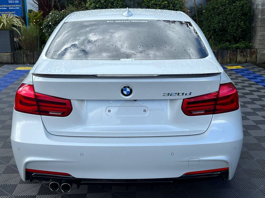 2018 BMW 3 Series
