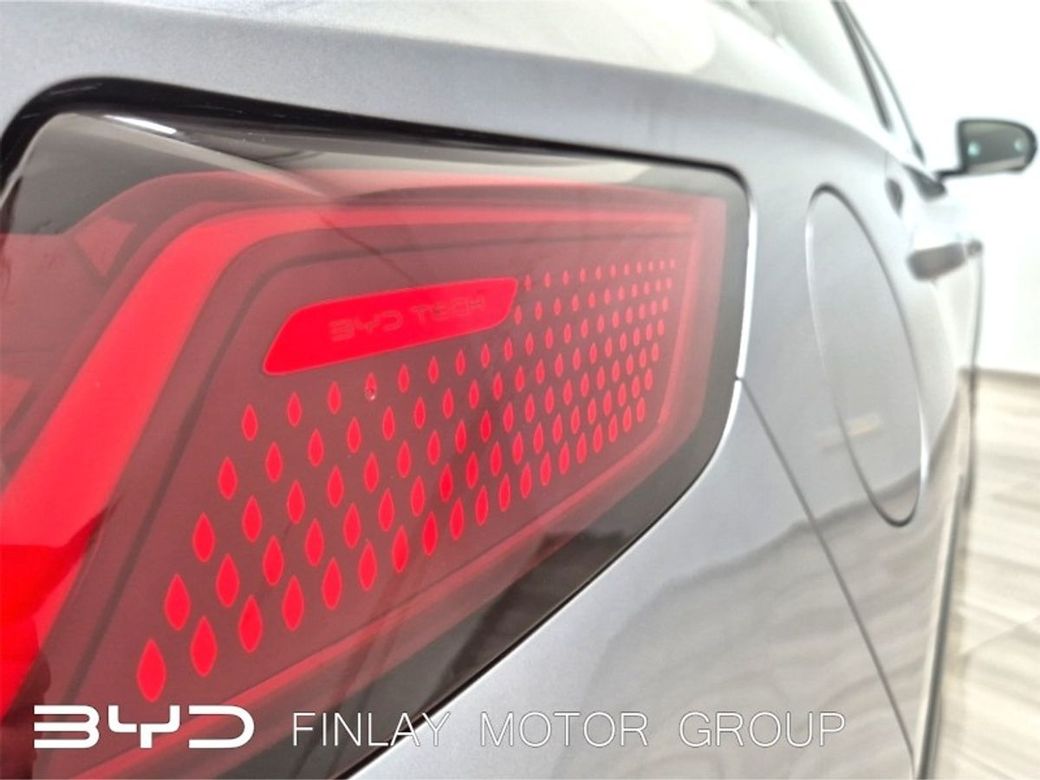 2025 BYD Seal U
