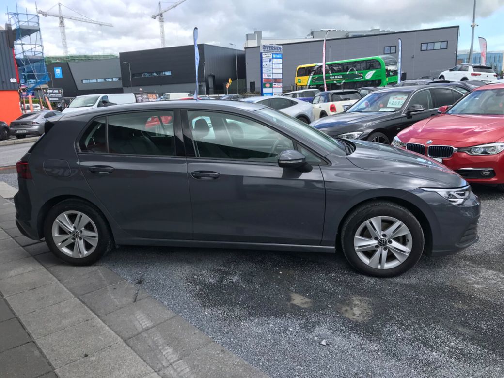 2023 Volkswagen Golf