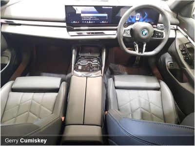 2025 BMW i5