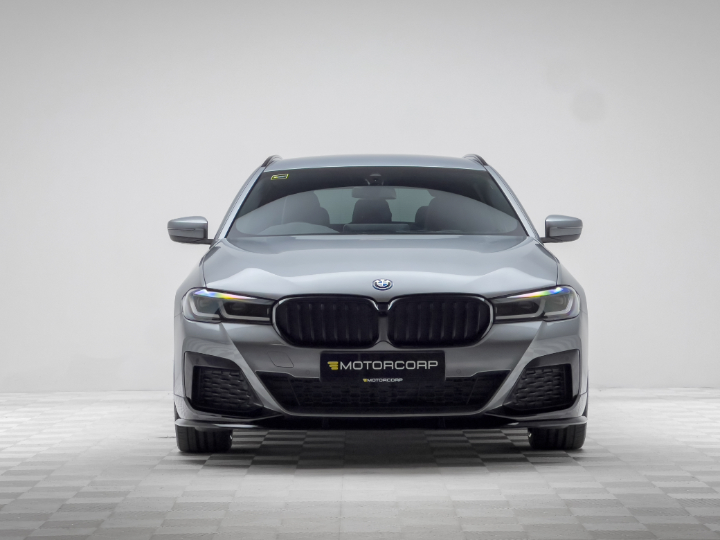 2022 BMW 5 Series
