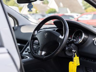 2016 Peugeot 5008