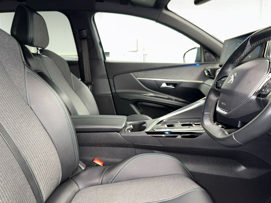 2023 Peugeot 3008