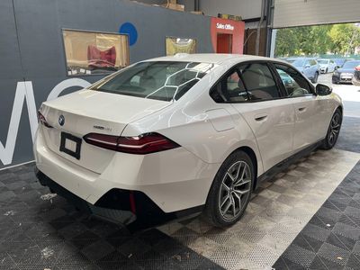 2024 BMW i5