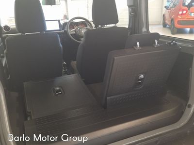 2025 Suzuki Jimny